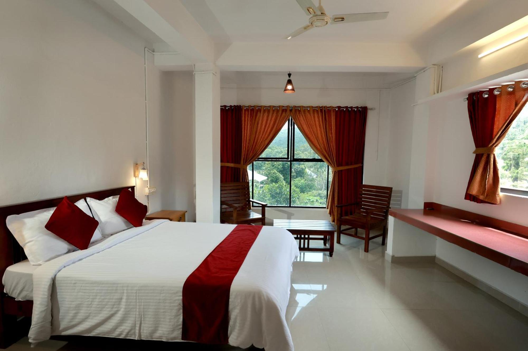 Happy Homes , Thekkady Vandiperiyar Exterior photo